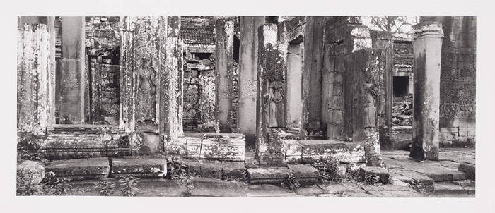 Angkor Wat, Bayon (interior gallery, facing north)