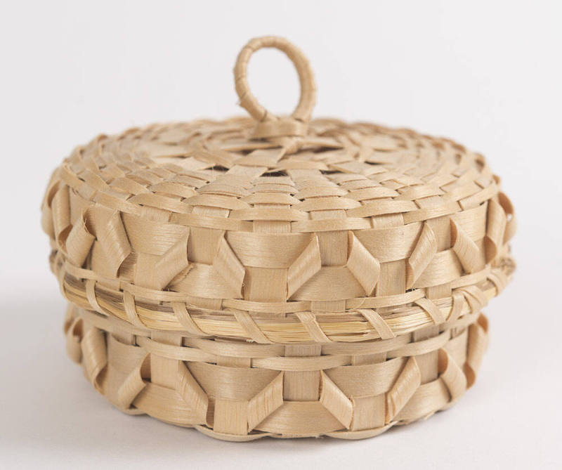 Small Lidded Ash Splint Basket