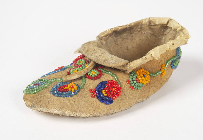 Untitled (Infant moccasin with floral motif)